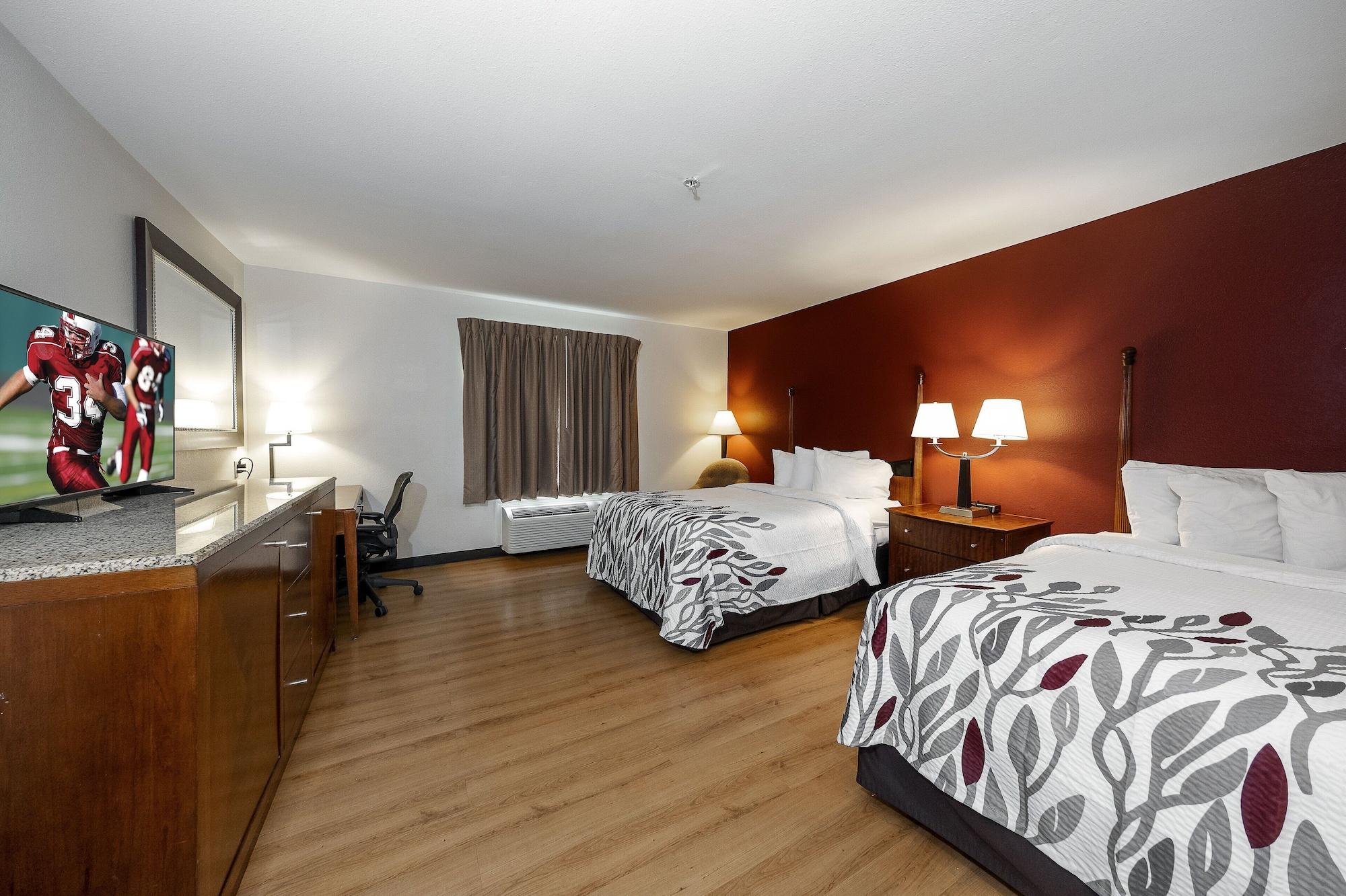 Red Roof Inn & Suites Biloxi - Ocean Springs Екстериор снимка