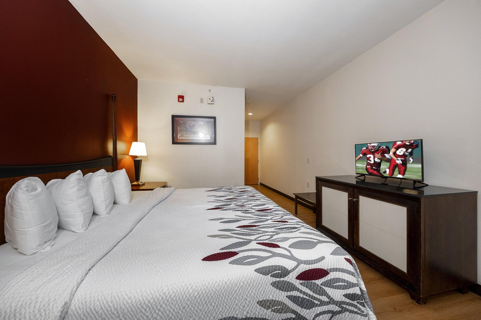 Red Roof Inn & Suites Biloxi - Ocean Springs Екстериор снимка