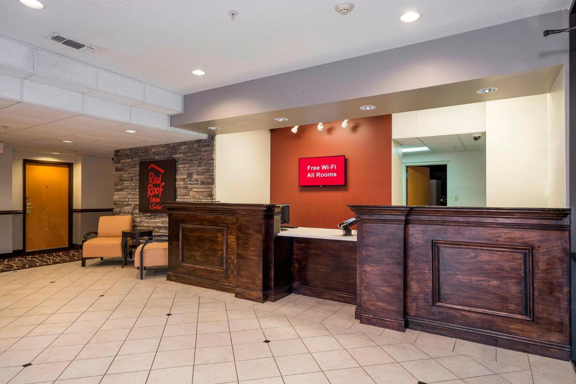 Red Roof Inn & Suites Biloxi - Ocean Springs Екстериор снимка