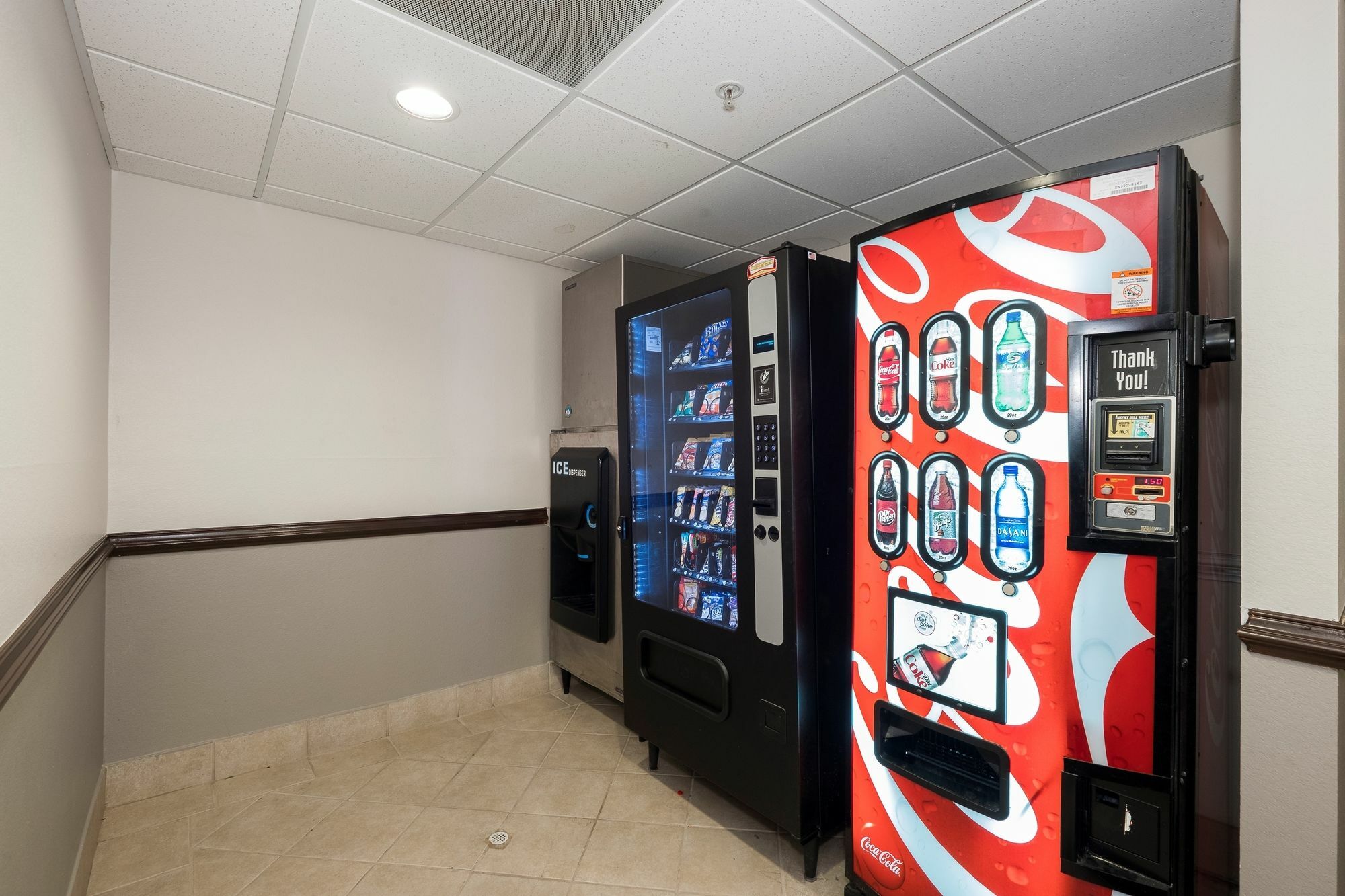 Red Roof Inn & Suites Biloxi - Ocean Springs Екстериор снимка